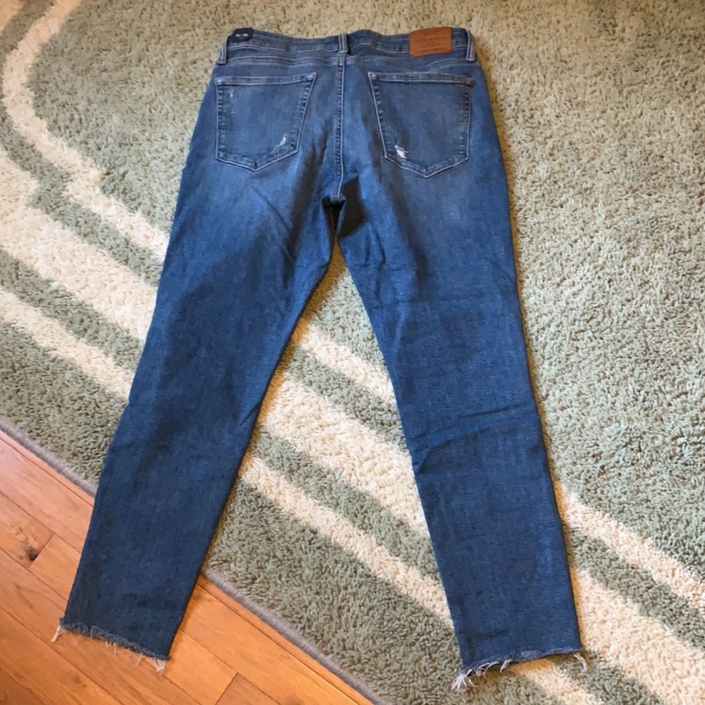 Women’s Skinny Jeans - Picture 7 of 7